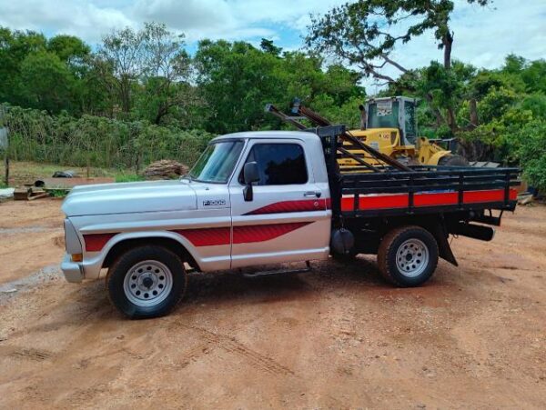 FORD F1000 Diesel Completa - Imagem 3