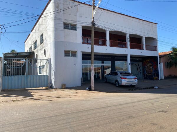 Predio Comercial /Residencial em Edeia-Go !!! Excelente Investimento!!! +/- 800m2 - Imagem 25