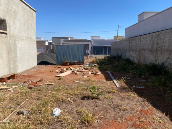 Excelente Lote 225m2 Todo Murado, Setor Santa Rita- Pronto pra construir!!!! - Imagem 3