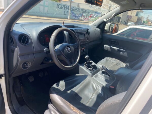 Amarok CD 4x4 SE Diesel 2016/16 Manual COMPLETONA.!! - Imagem 7