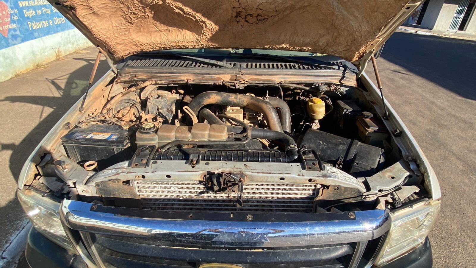 Oportunidade!!!! Ford F4000 Turbinada e Interculada 2004 Diesel !!!! Financio /Pego Trocas!!! Preço Baixo pra vender rapido!!! - Imagem 2