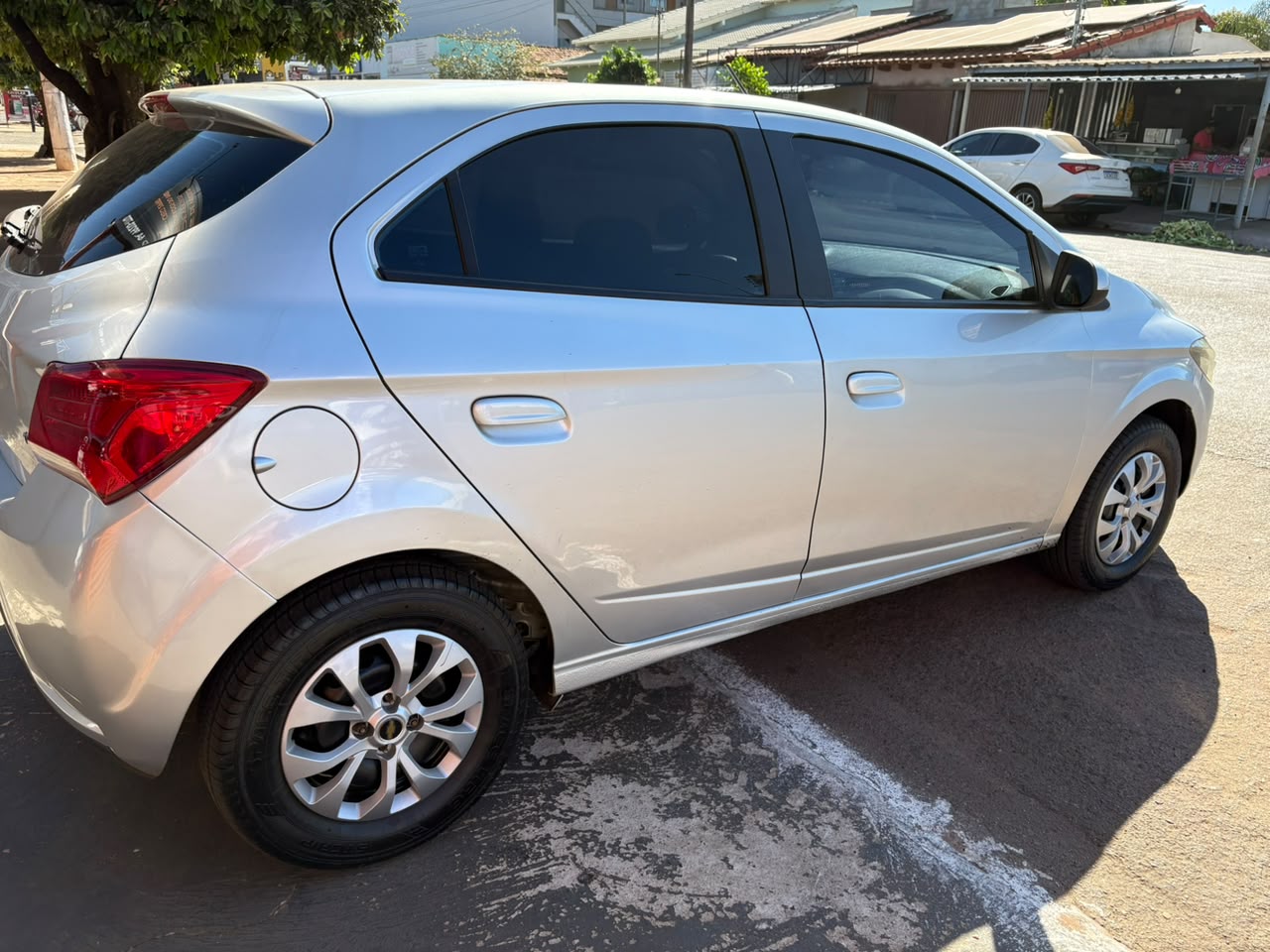 Oportunidade!!! Onix LT 1.0 2019 COMPLETAO!!! 89.000 km Financio 100% /Pego Trocas - Imagem 2