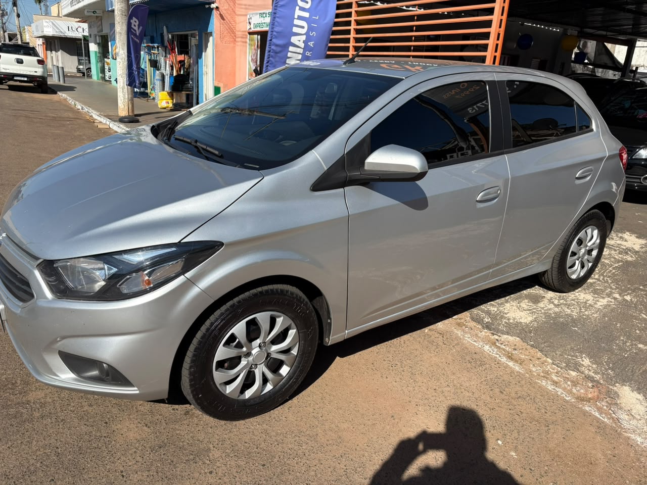 Oportunidade!!! Onix LT 1.0 2019 COMPLETAO!!! 89.000 km Financio 100% /Pego Trocas - Imagem 5