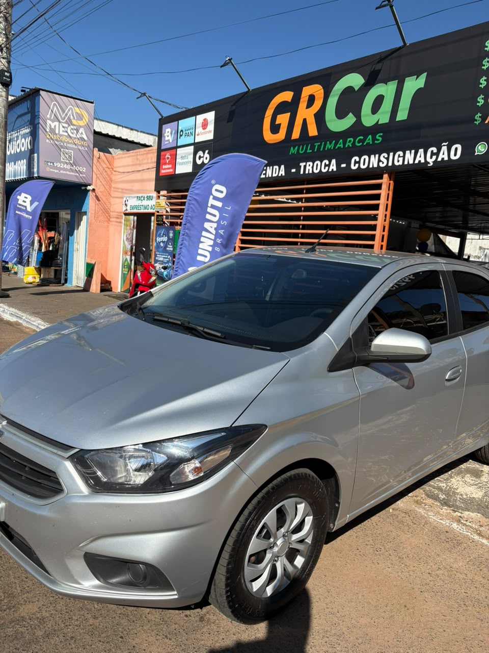 Oportunidade!!! Onix LT 1.0 2019 COMPLETAO!!! 89.000 km Financio 100% /Pego Trocas