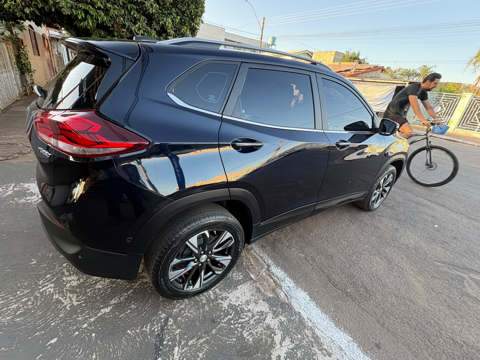 Oportunidade!!! Chevrolet TRACKER PREMIER 1.2 Turbo 2023 Super Nova, Apenas 79.000KM Financio/Pego Trocas - Imagem 3