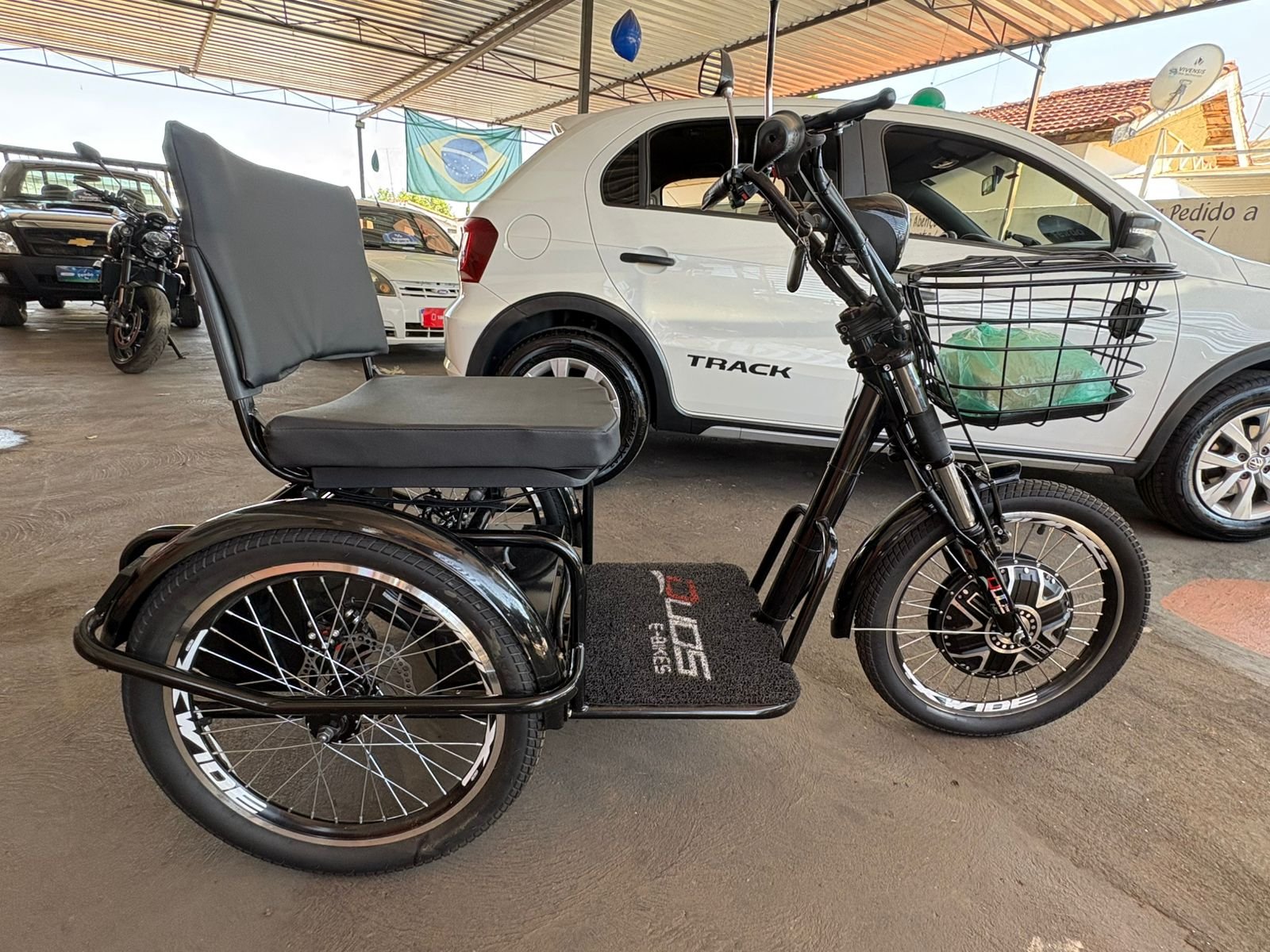 Oportunidade!!! Triciclo Eletrico 800W ano 2026 Zera!!! Com Apenas 7KM rodado !!!!! Parcelo no Cartao ate 21x - Imagem 2