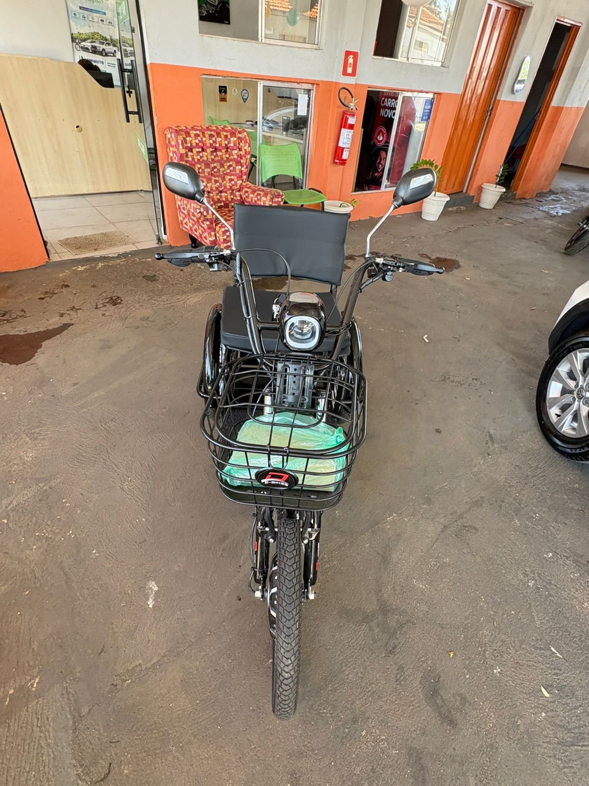 Oportunidade!!! Triciclo Eletrico 800W ano 2026 Zera!!! Com Apenas 7KM rodado !!!!! Parcelo no Cartao ate 21x - Imagem 4