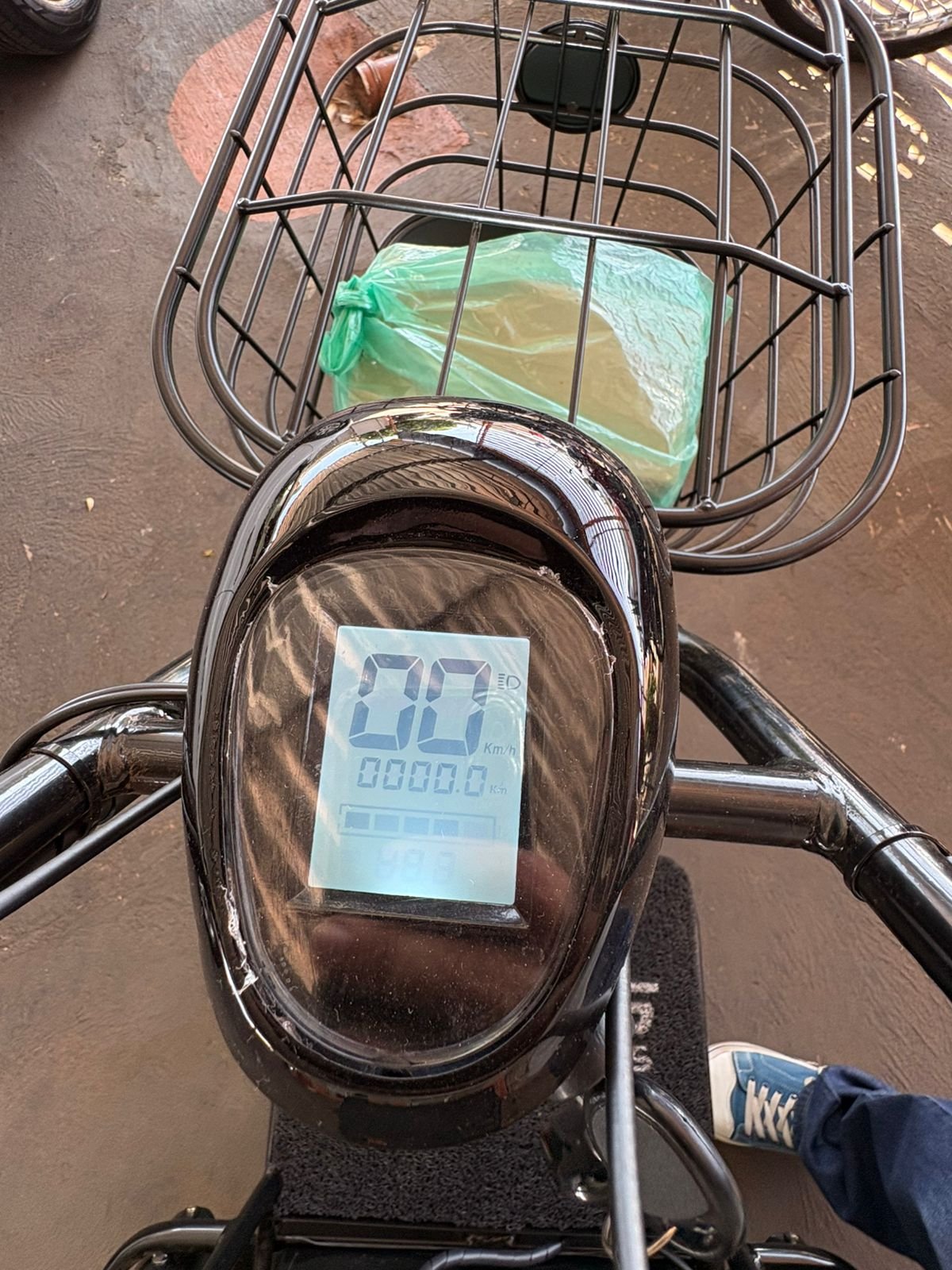 Oportunidade!!! Triciclo Eletrico 800W ano 2026 Zera!!! Com Apenas 7KM rodado !!!!! Parcelo no Cartao ate 21x - Imagem 6