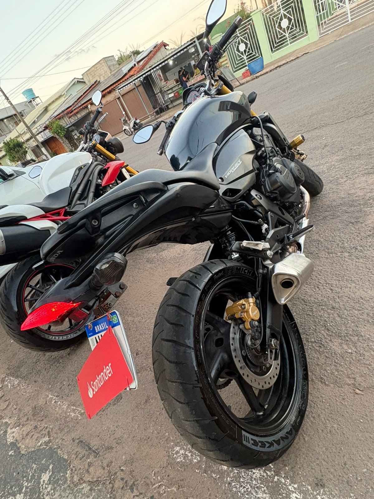 Oportunidade!!! Honda CB 600F Hornet 2011 Completa !!! Super Conservada, Parcelo no cartao. - Imagem 3
